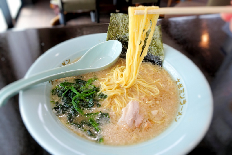 能美郡川北町の椿ラーメンショップ