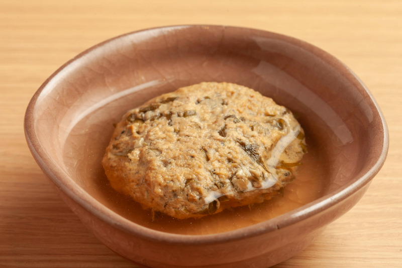 金沢市高柳町のおでん でんでんのつみれ