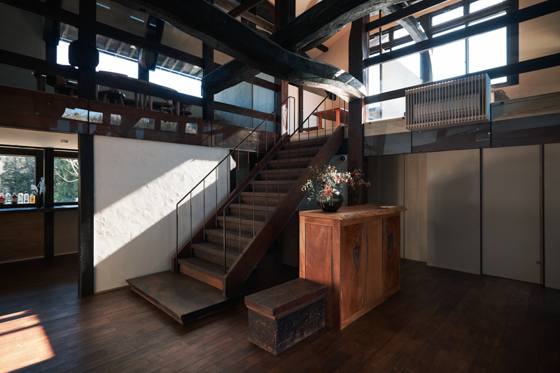 石川県金沢市にある貸切温泉カフェOnsen & Garden 七菜の内観