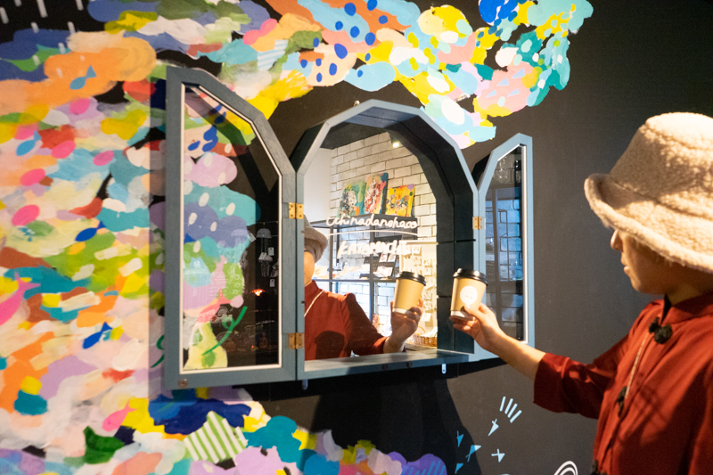 ウチナダノハコ<片町>／爬虫類バー Lirio（リリオ）