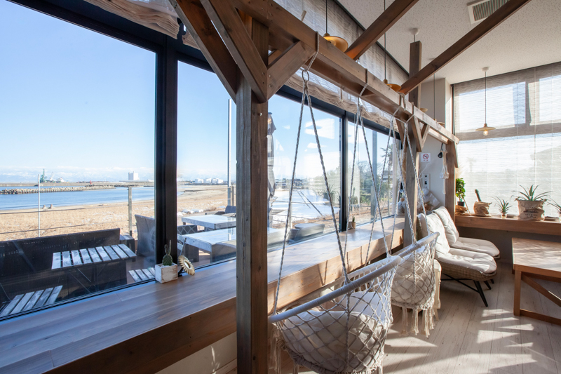 高岡市の推し活ができるMARUCAFE&amp;SEA（マルカフェ＆シー）