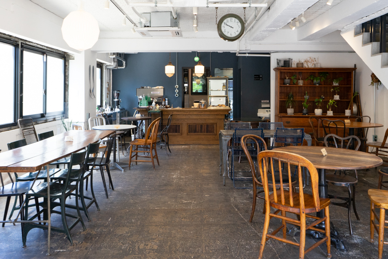 石川県金沢市のカフェMORONCAFE（モランカフェ）内観