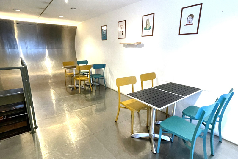 Espresso Bar KESARAN PASARAN（ケサランパサラン）