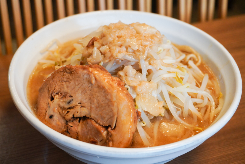 超特価激安 金沢ラーメン探訪 #04】極太ガッツリ二郎系「ラーメン太る」に ラーメン