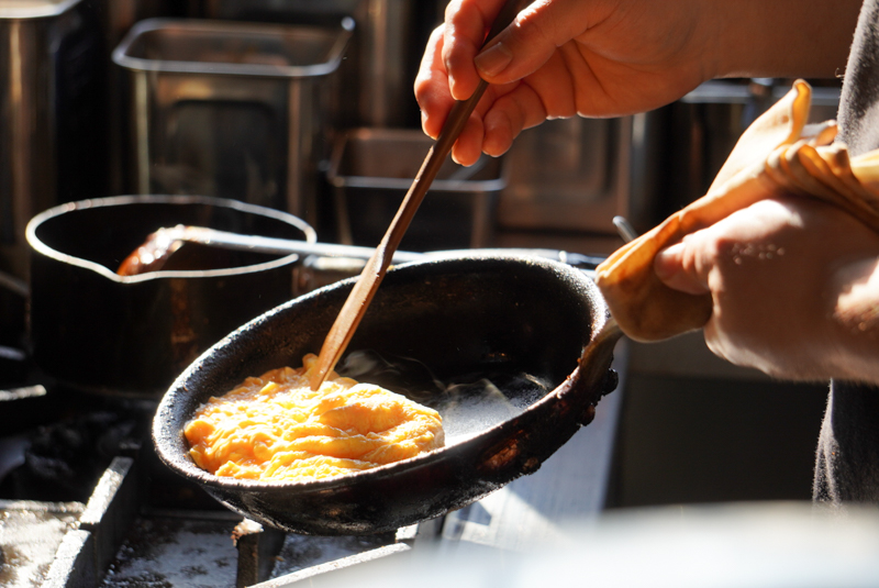 金沢駅前のオムライスとパフェ専門店 胡京komachi