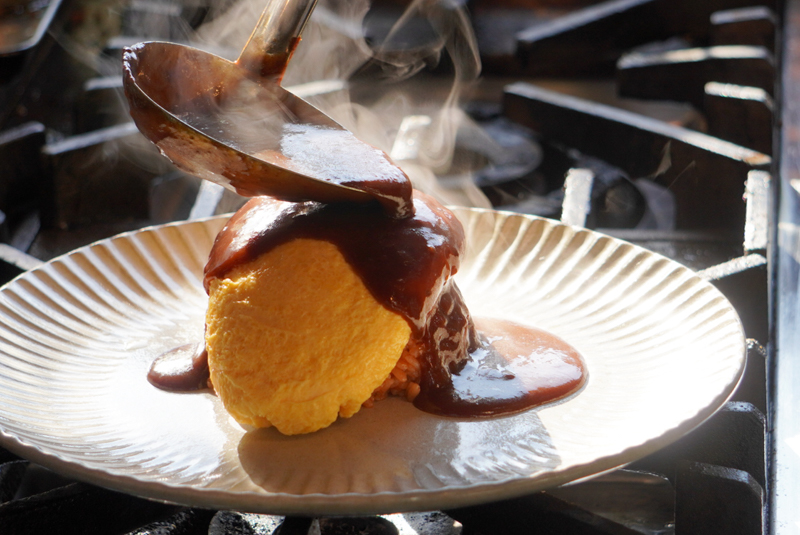 金沢駅前のオムライスとパフェ専門店 胡京komachi