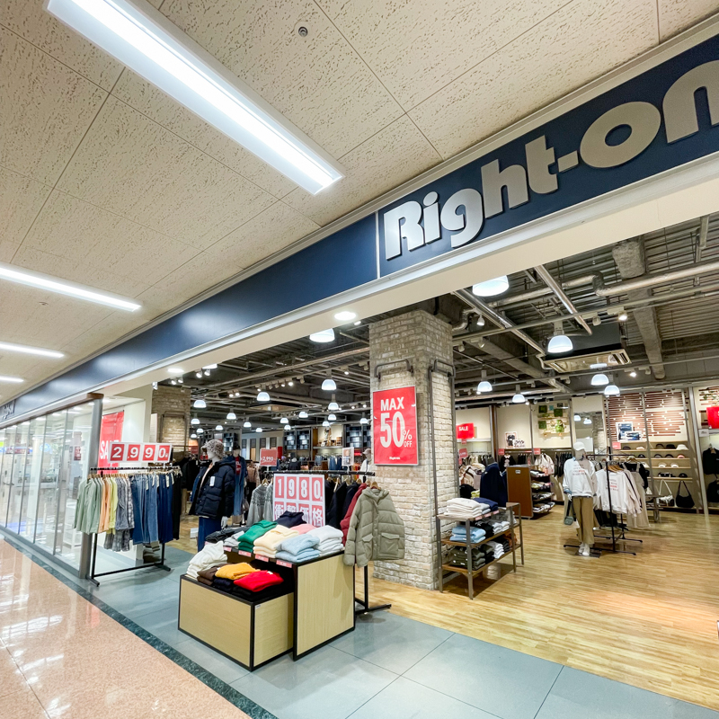 ライトオンアピタ松任店
