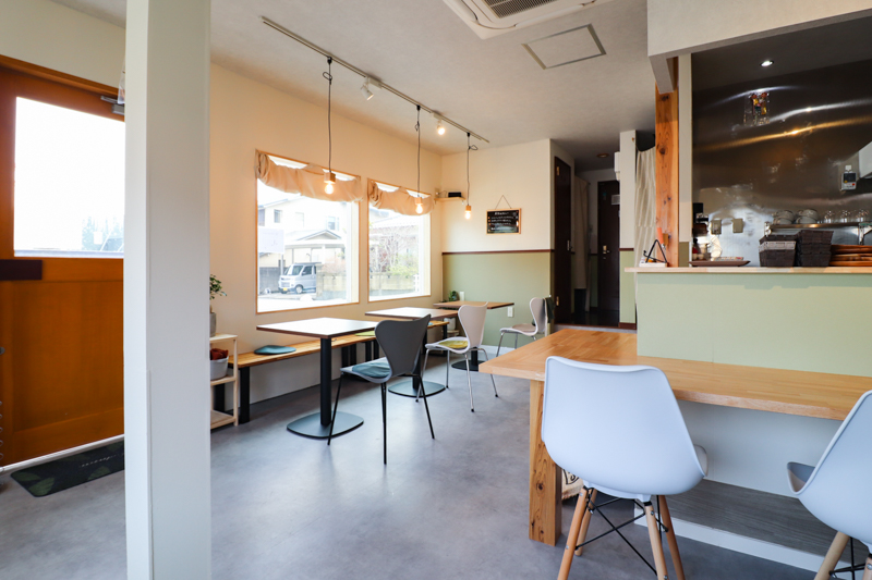 野々市市のCafe toitoiの店内