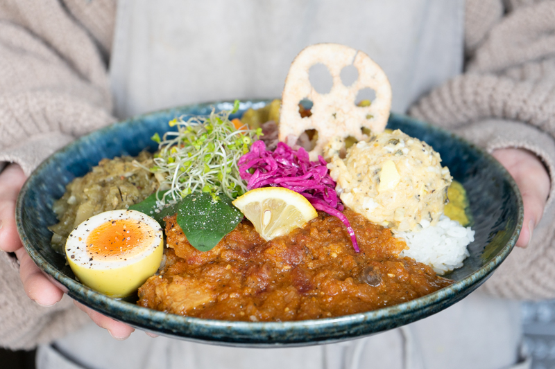 石川県金沢市にあるスパイスカレーのお店旅するスパイスTANE