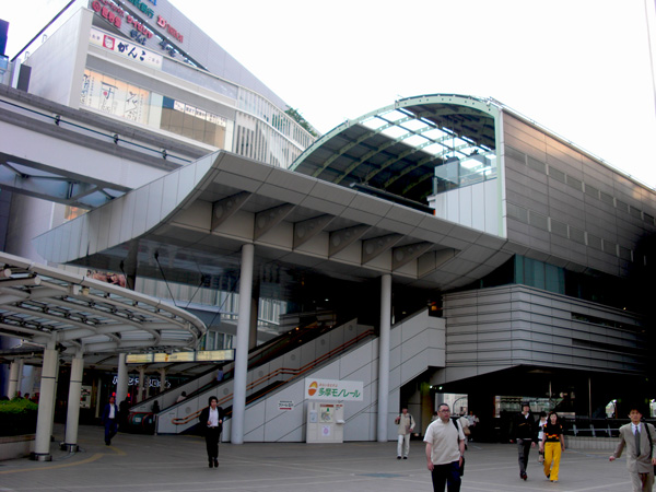 多摩モノレール立川北駅