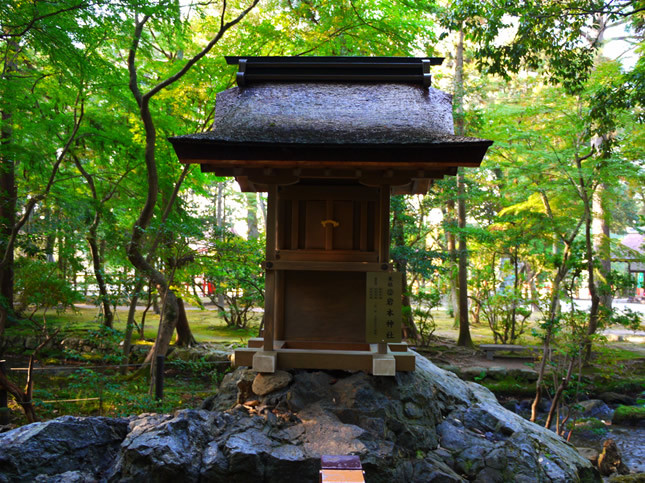 f:id:west06:20111121211200j:image:w320 f:id:west06:20111121211200j:image:w320