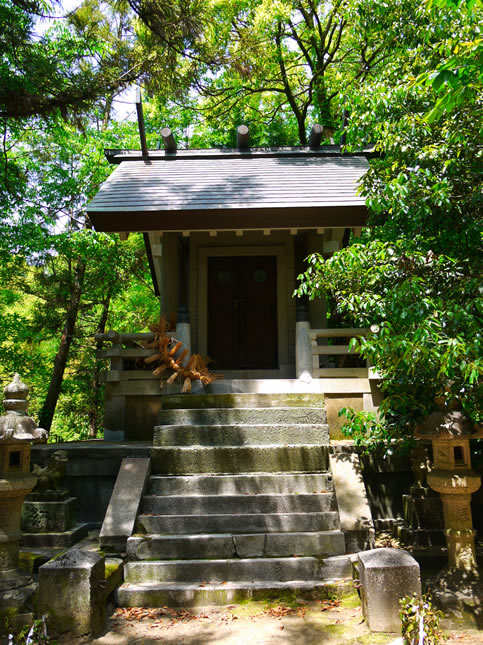 大和神社09