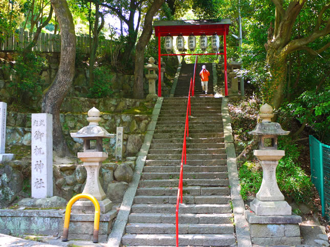 御机神社01