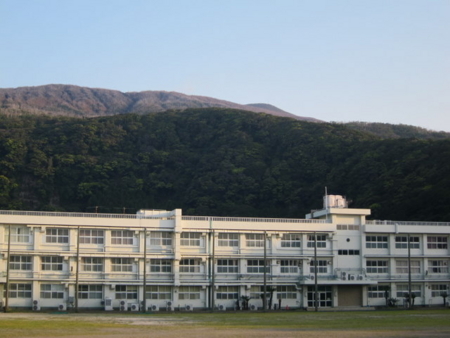 f:id:whalebone:20110430055452j:image f:id:whalebone:20110430055452j:image