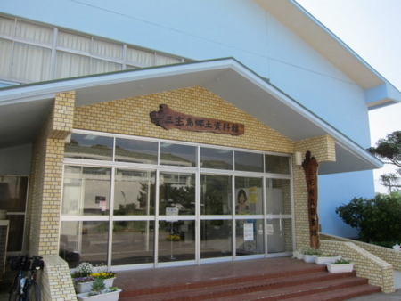 f:id:whalebone:20110430134834j:image f:id:whalebone:20110430134834j:image