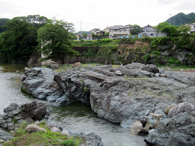 f:id:whalebone:20120610081003j:image:w480