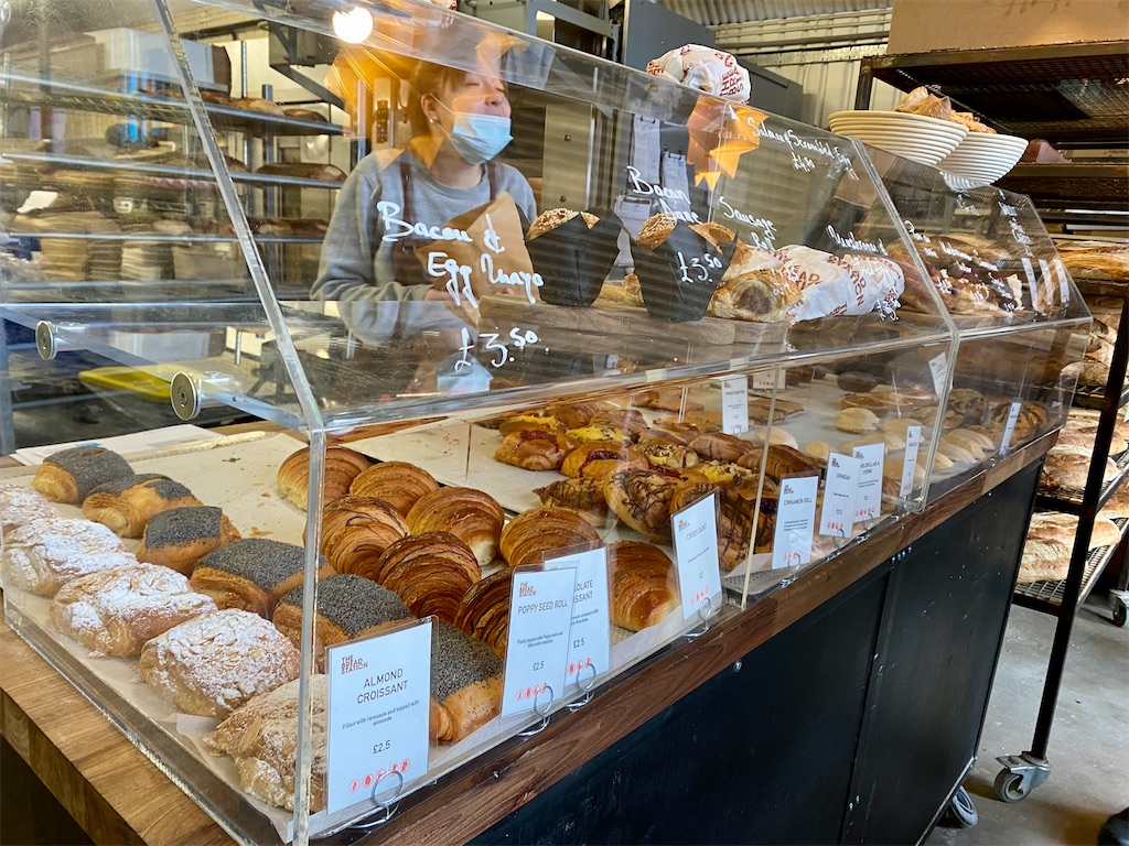 トールペイント　Bakery ベイカリー　海 北海道ミルクパン」 ミルクパン3兄弟 ①カスタード ②シュガー