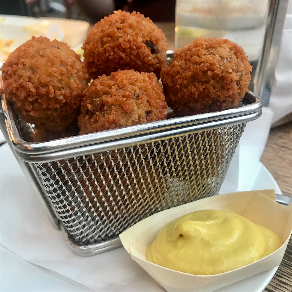 オランダで絶対に食べたいおすすめ名物グルメ10選 ワーホリハンターなう