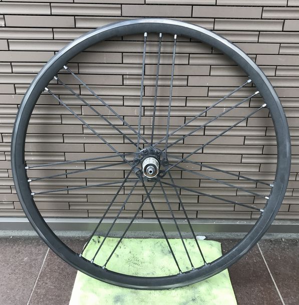 シャマル ミレの黒リム補修 - ロードバイクでチャリチャリやってます