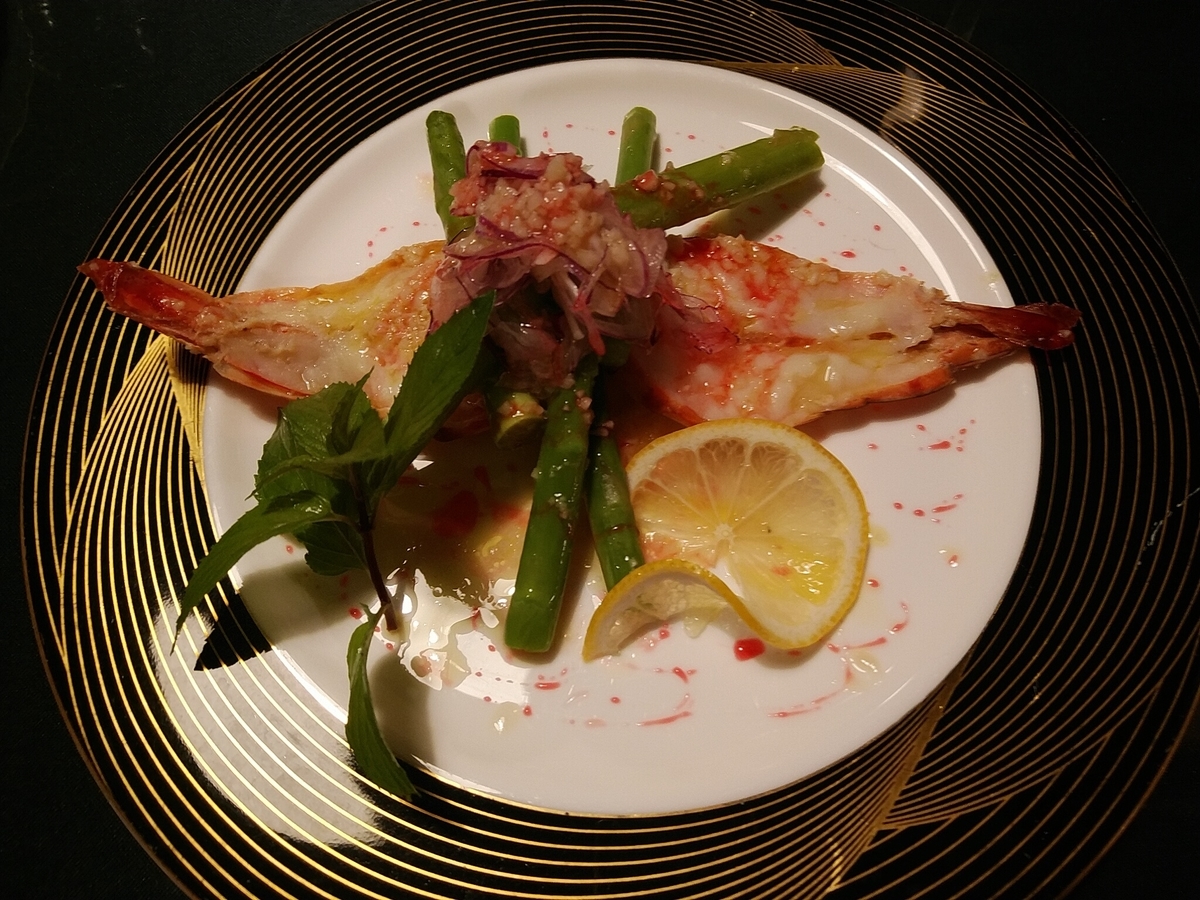 f:id:whitewitch:20190825190335j:plain f:id:whitewitch:20190825190335j:plain