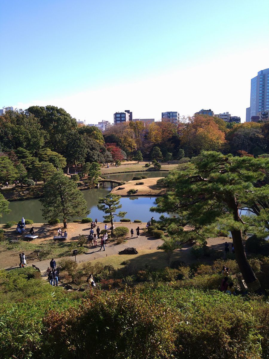 六義園