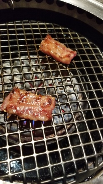 渋谷の高級焼肉屋 ざぶとん ワイドのスポーツやグルメについて広く語るブログ