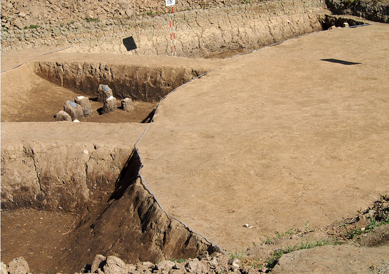 f:id:wild-o-blue:20180914060243j:plain f:id:wild-o-blue:20180914060243j:plain