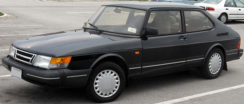 サーブ９００