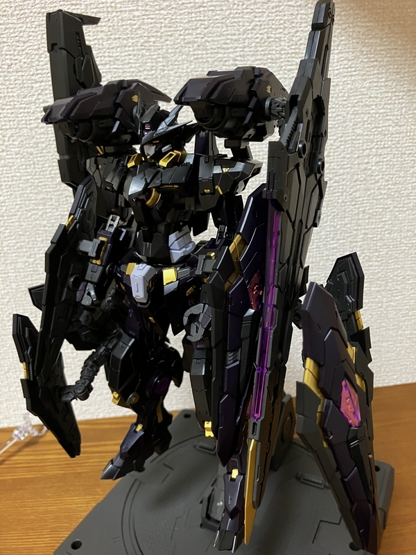 中華プラモ【星墜】制作記③ 手のパーツが多い、武装も多い、プレイ