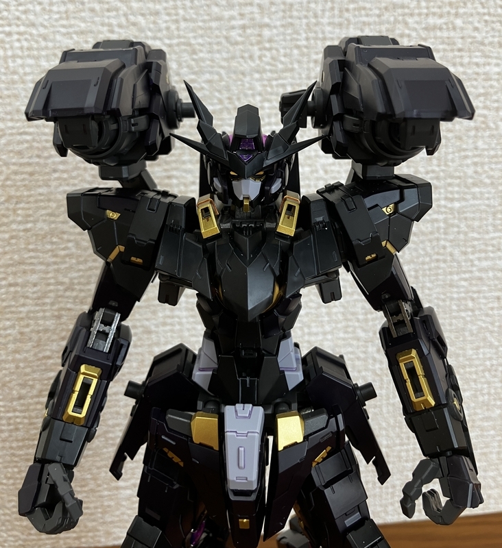 中華プラモ【星墜】制作記③ 手のパーツが多い、武装も多い、プレイ