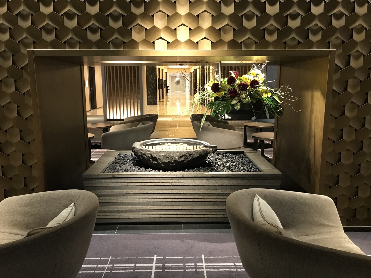 ザ・プリンス さくらタワー東京、オートグラフ コレクション ロビー(Marriott&Go)