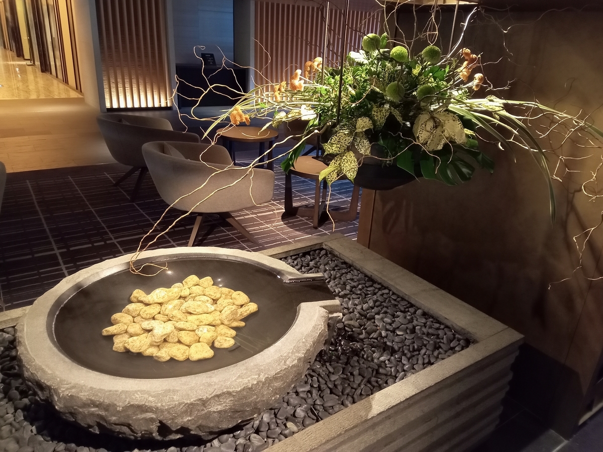 ザ・プリンスさくらタワー東京、オートグラフコレクション ロビーエリア（Marriott & Go）