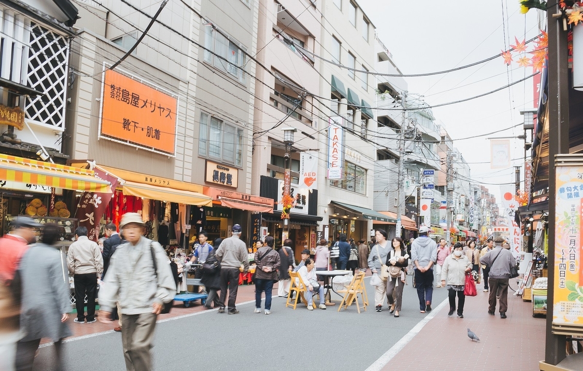 巣鴨駅の歩行者天国のフリー画像（写真）