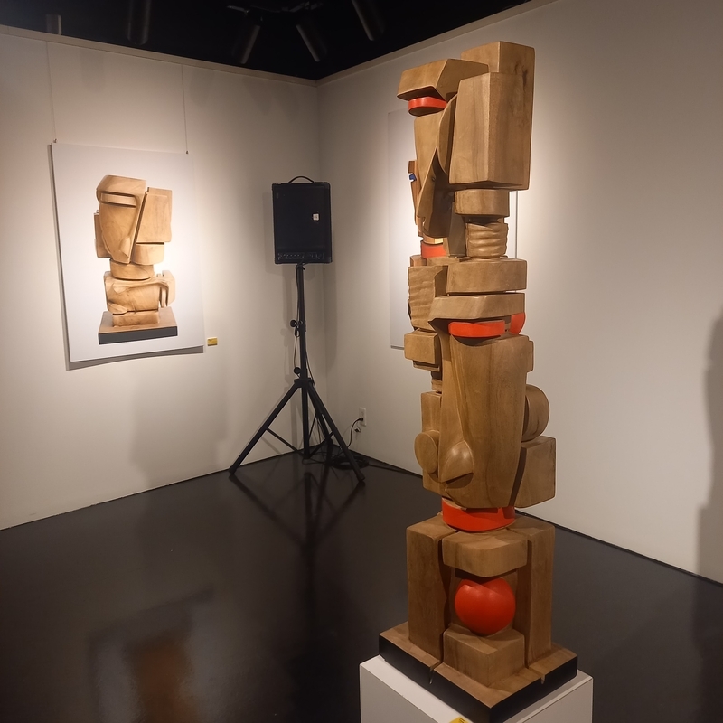 木材彫刻の魅力：ドミニカ共和国の彫刻家フアン・トリニダード来日