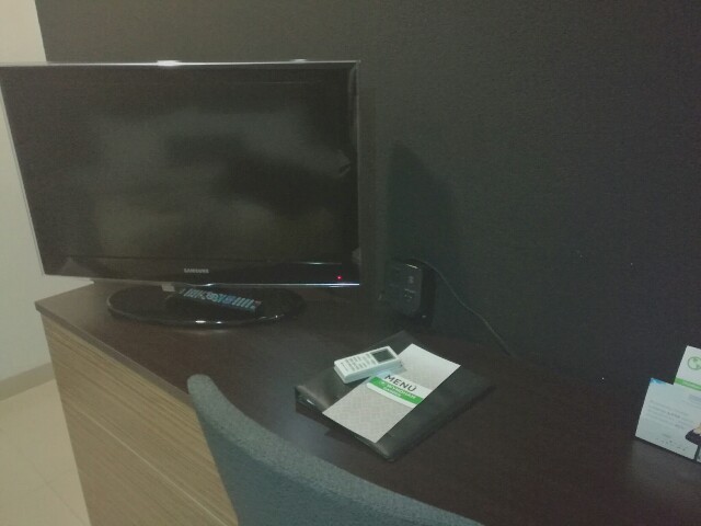 ワイヤレスディスプレイアダプター