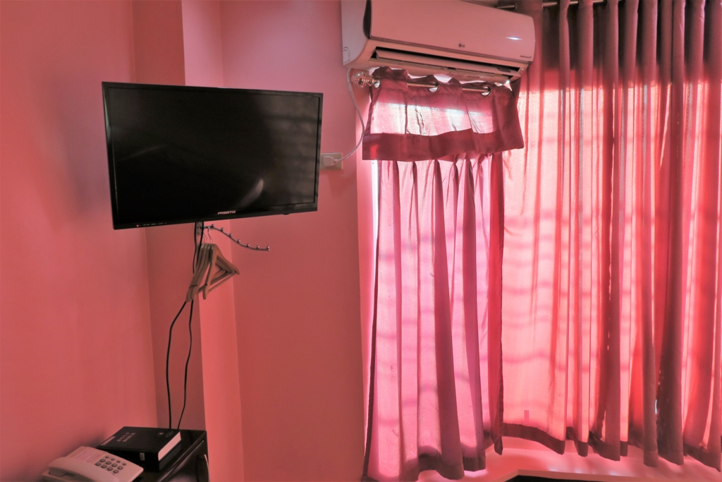 ワイヤレスディスプレイアダプター