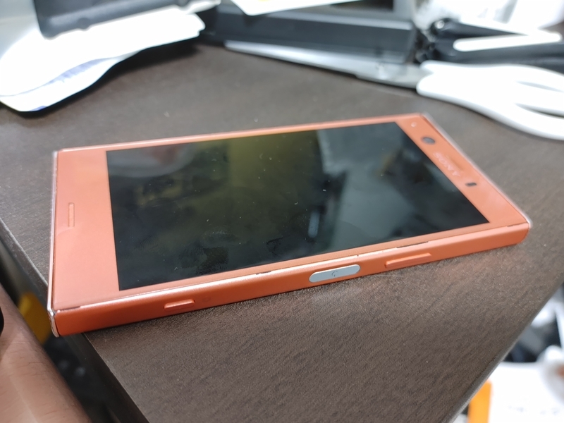 BLU済 SO-02K Xperia XZ1 Compactを買った＆ブートローダーアンロック - ROM