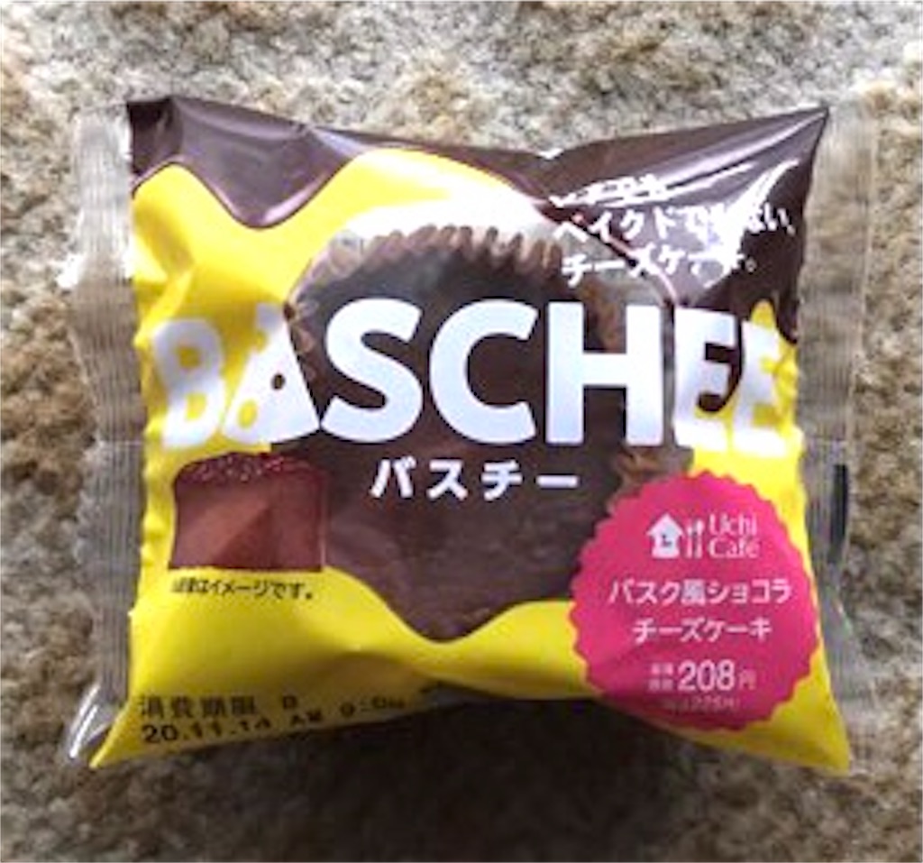 ローソン バスチー バスク風ショコラチーズケーキ ショコラ感覚のバスチー登場 これは食べる価値アリ 甘党犬のお菓子小屋