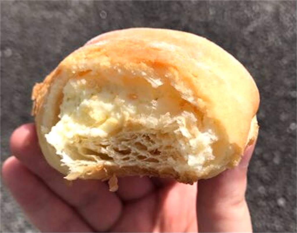 ファミマ 冷やして食べるクリームクロワッサン カスタードホイップ この季節にピッタリなクロワッサンを実食レビュー 甘党犬のお菓子小屋 ファミマ 冷やして食べるクリームクロワッサン カスタードホイップ この季節にピッタリなクロワッサンを実食レビュー 甘党犬のお菓子小屋