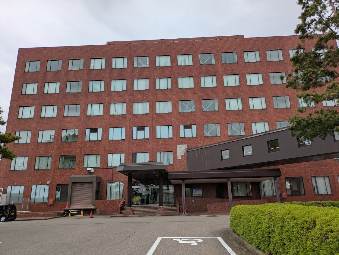 長岡市立科学博物館の外観