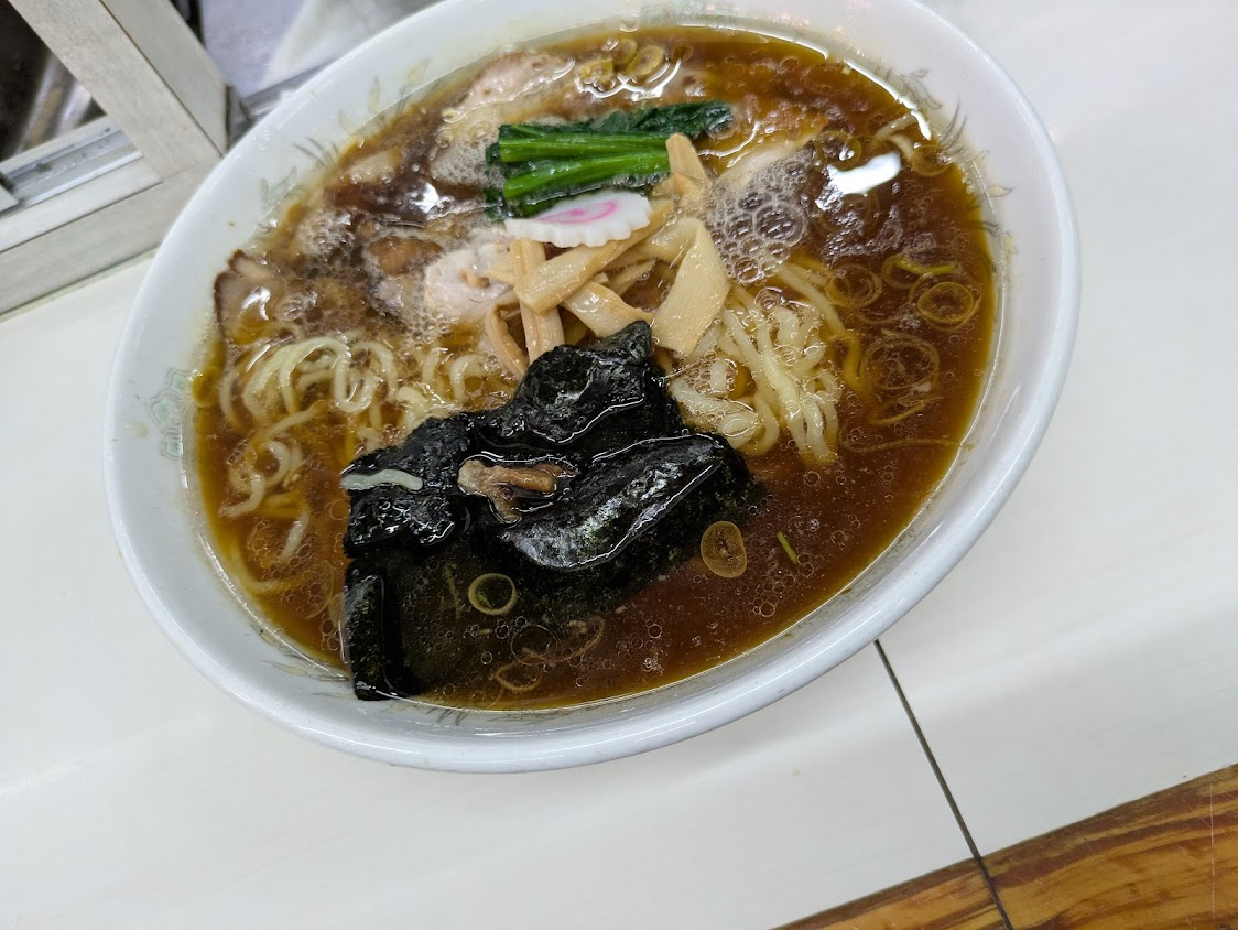 青島食堂秋葉原店のラーメン (大)