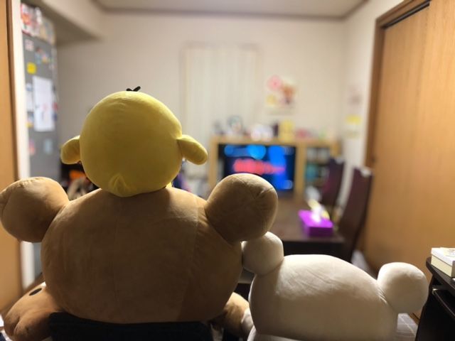 テレビを見るリラックマたち リラックマぬいぐるみ