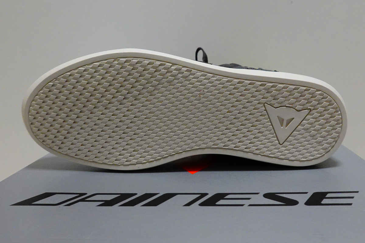 ダイネーゼ METROPOLIS D-WPスニーカー サイズ41中古 2025年最新】Yahoo!オークション -dainese ダイネーゼ シューズの中古