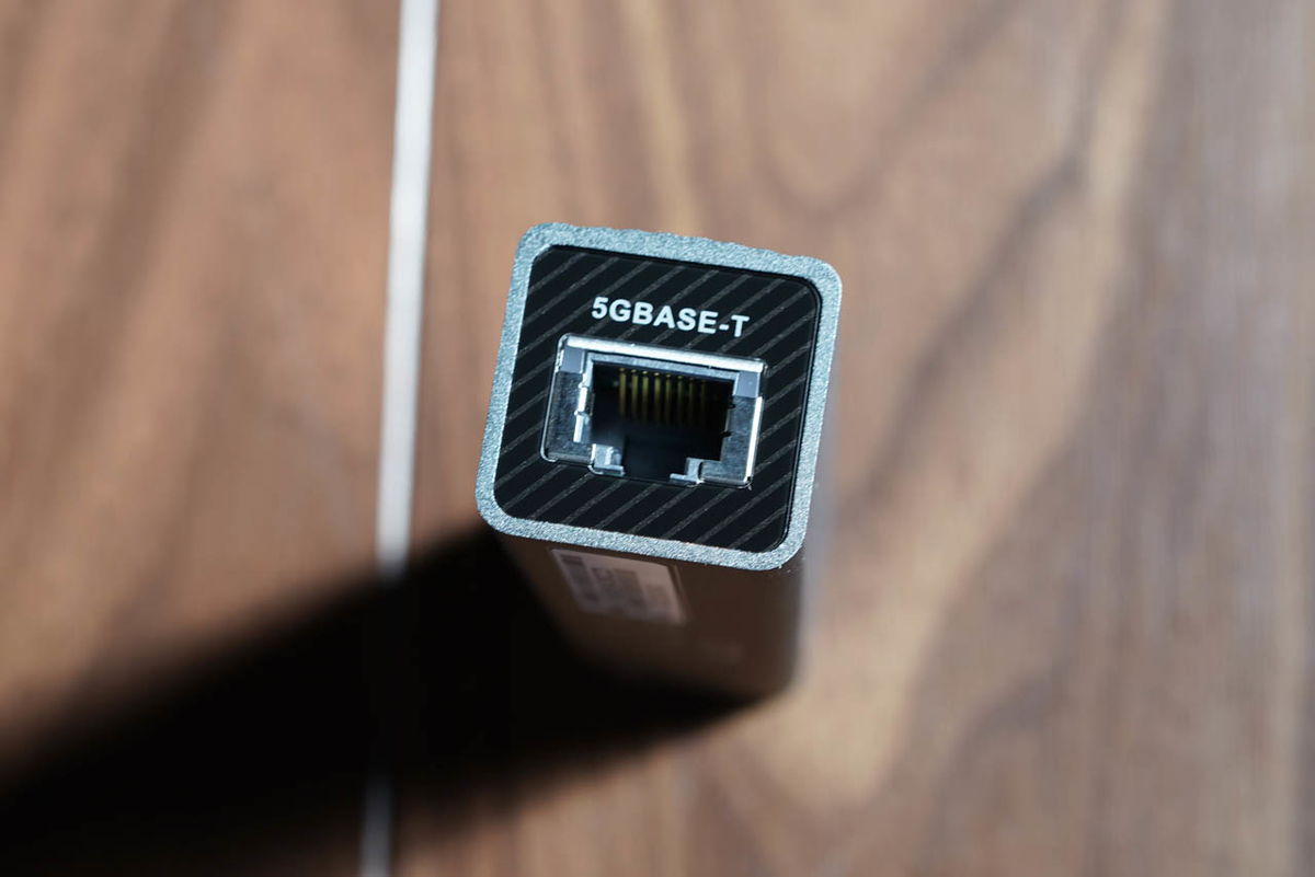 QNAP QNA-UC5G1T USB3 5GBase-T アダプター QNAP QNA-UC5G1T USB3 5G