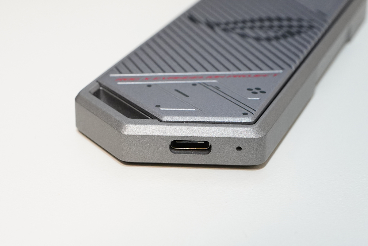 ASUS ROG Strix Arion EVA Edition レビュー - 買ってから考える