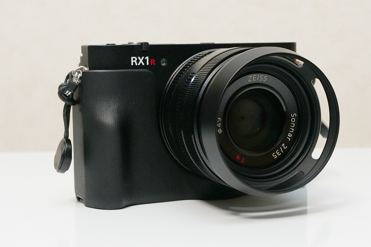 ソニー DSC-RX1RM3用 ボディケース LCS-RXL サムグリップ TG-2