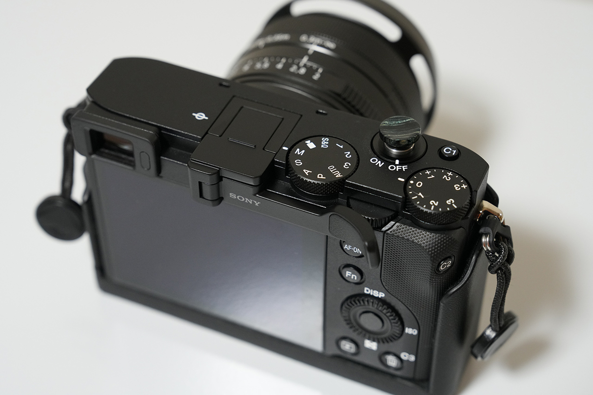 ソニー DSC-RX1RM3用 ボディケース LCS-RXL サムグリップ TG-2