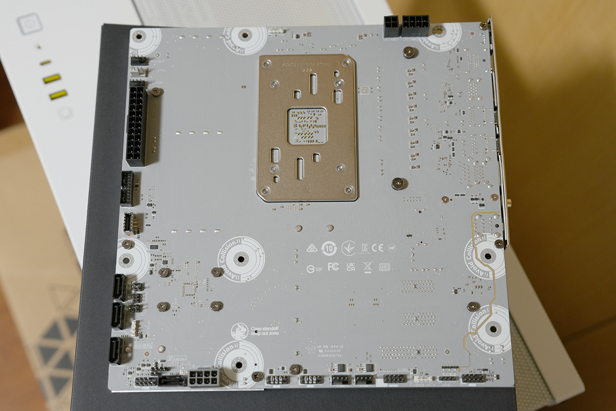 Corsair 2500X RGBを使って背面コネクタPCデビューした話 - 買ってから