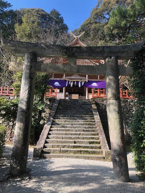 高鴨神社