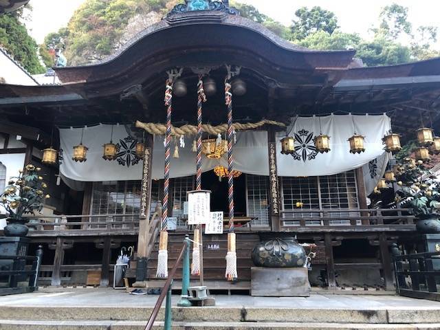 宝山寺
